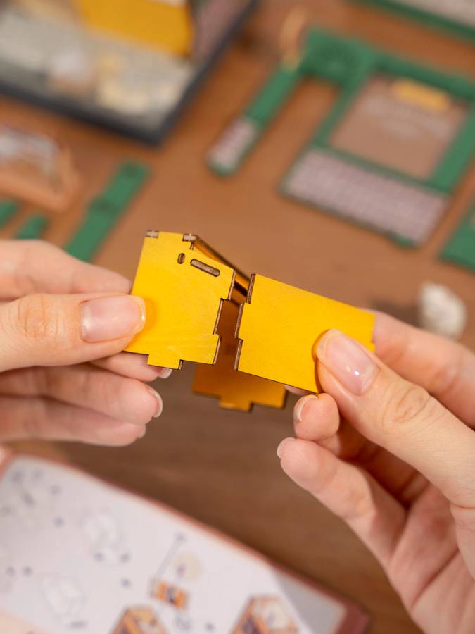 Robotime The Muse Bookshop DIY 3D Miniature Dollhouse