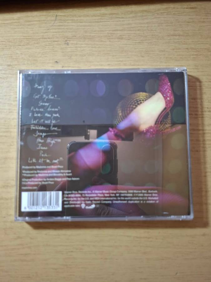 Madonna  Confessions On A Dance Floor (2005)  Second-Hand CD