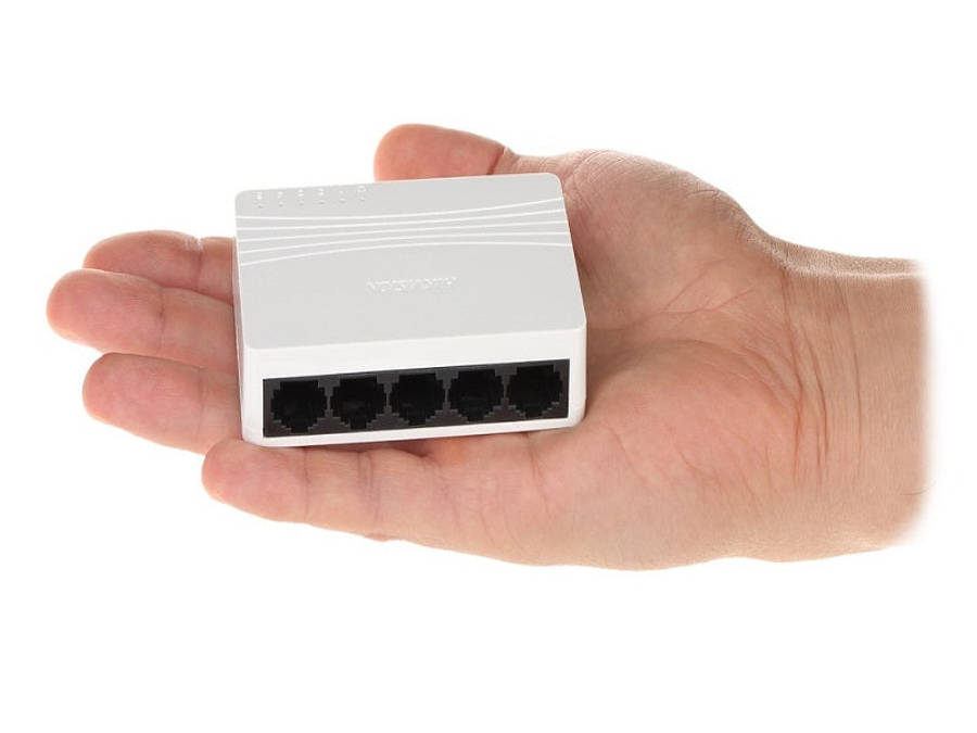 Hikvision DS-3E0105D-E 5-Port 10/100 Mbps Unmanaged Ethernet Switch - Desktop, ABS