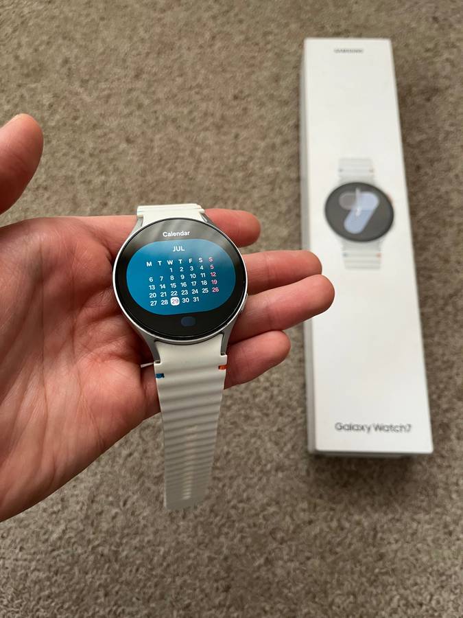 Samsung Galaxy Watch 7 LTE 44mm Excellent condition with box and charger