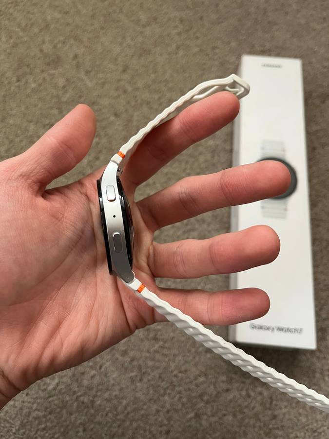 Samsung Galaxy Watch 7 LTE 44mm Excellent condition with box and charger
