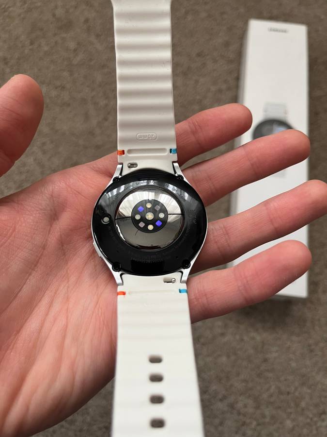 Samsung Galaxy Watch 7 LTE 44mm Excellent condition with box and charger