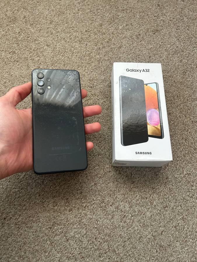 Samsung A32 128gb 4gb ram Dual Sim with box