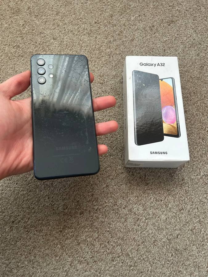 Samsung A32 128gb 4gb ram Dual Sim with box