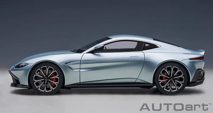 Aston Martin Vantage Skyfall Silver 2019 1/18 Scale Auto Art AA70276