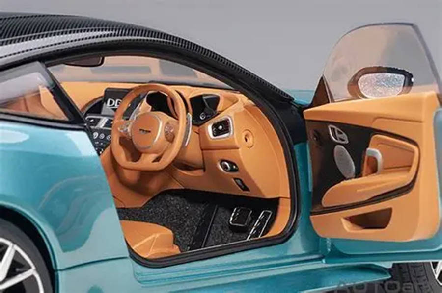 Aston Martin DBS Superleggera Pearl Blue 1/18 Scale Auto Art AA72099
