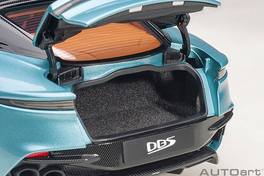 Aston Martin DBS Superleggera Pearl Blue 1/18 Scale Auto Art AA72099