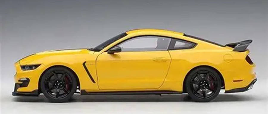 Ford Shelby Gt-350R Triple Yellow Black Stripes  1/18 Scale Auto Art AA72932