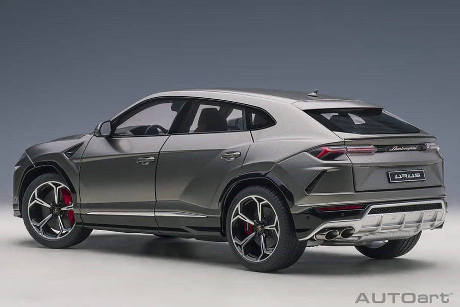 Lamborghini Urus Matt Grey 1/18 Scale Auto Art AA79164