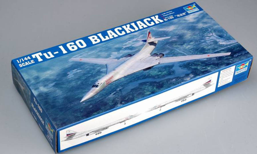 Tupolev Tu-160 Blackjack Bomber 1/144 Scale Trumpeter 03906
