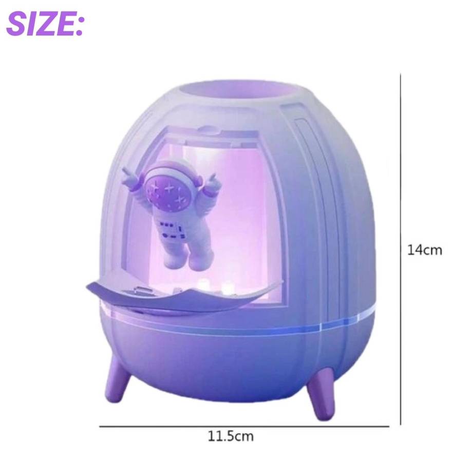 Astronaut Humidifier