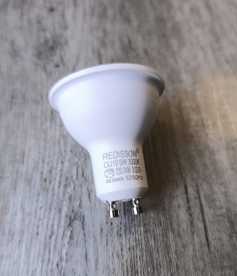 REDISSON GU10 6Watt 240vAC 3000k (Warm White) LED Downlight Bulb - Versatile Lighting Solution