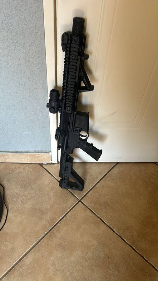 DPMS SBR Full Auto Compact 4.5MM BB Rifle with scope