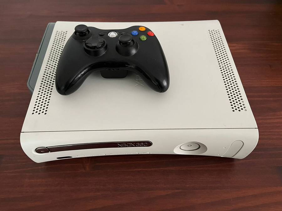 Xbox 360 Console with controller & 3 Games of you choice.