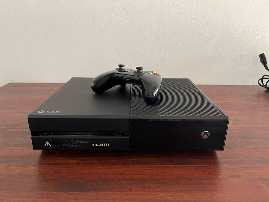 Xbox One Black 500GB with 2 games