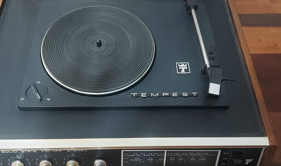 Vintage Tempest Record player/turntable [working order]