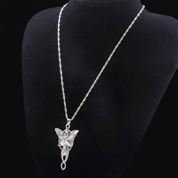 Arwens Evenstar: The Elven Light Necklace