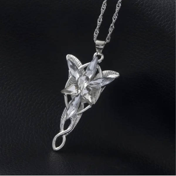 Arwens Evenstar: The Elven Light Necklace