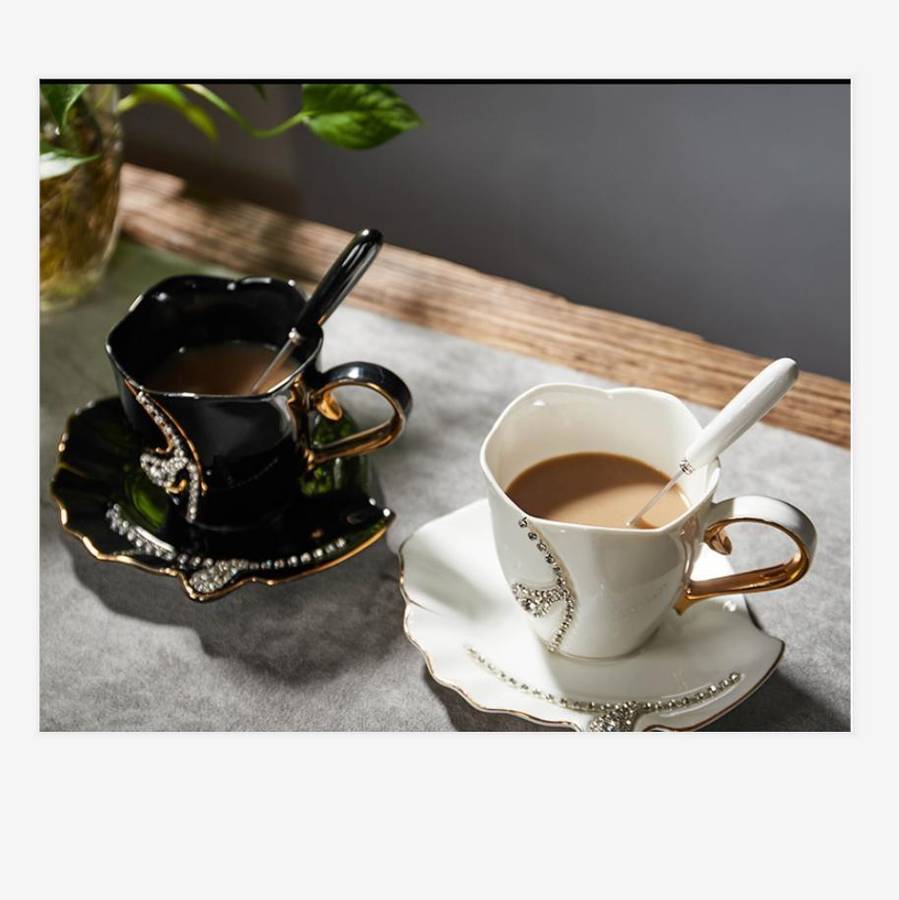 Diamonds Design Coffee Mug Creative Gift Lovers Tea Cups 3D Ceramic Mugs with Rhinestones(Black)