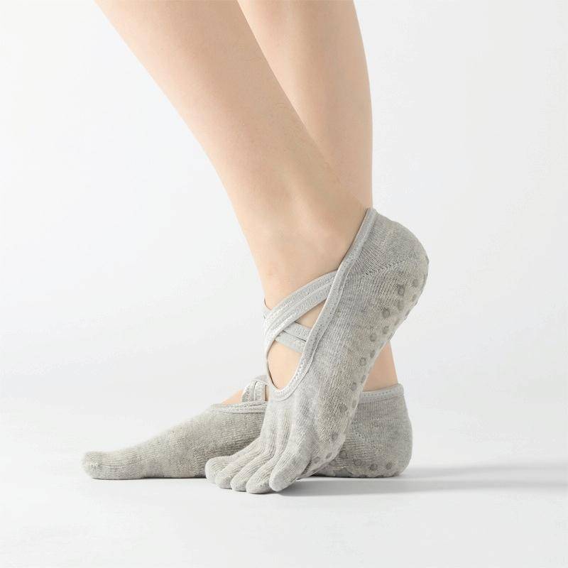 Terry Five-Finger Socks Cotton Thickened Warm and Non-Slip Yoga Socks Cross Strap Dance Socks, Si...