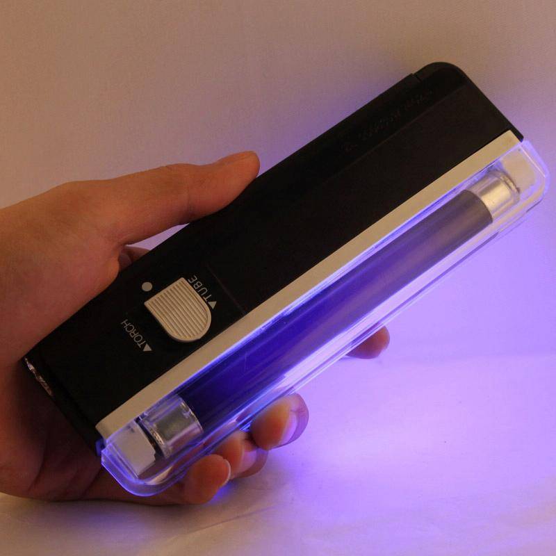 Handheld Blacklight UV Lamp & LED Flashlight, Verify Hidden Security Features On banknotes and Pa...
