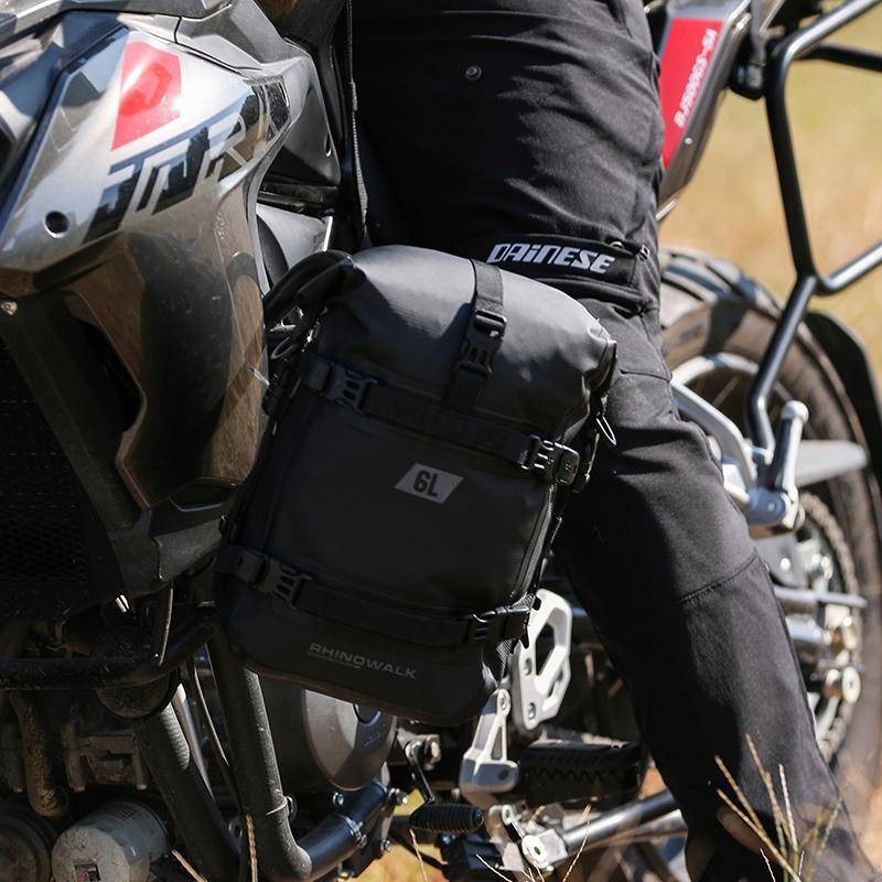 Rhinowalk MT2206 6L Waterproof Motorcycle Bumper Bag Outdoor Riding Bag(Green)