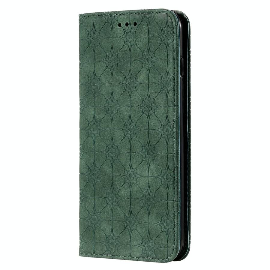 For iPhone 7 Plus / 8 Plus Lucky Flowers Embossing Pattern Magnetic Horizontal Flip Leather Case ...