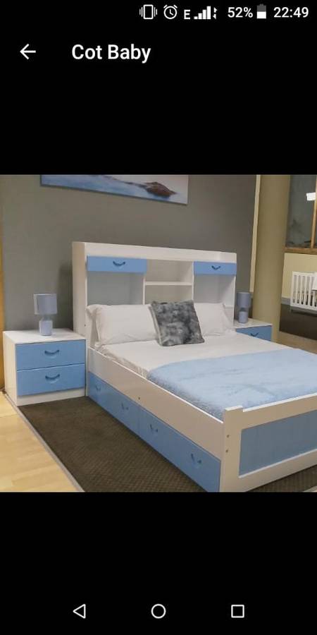Isabella Solid Platform Bed