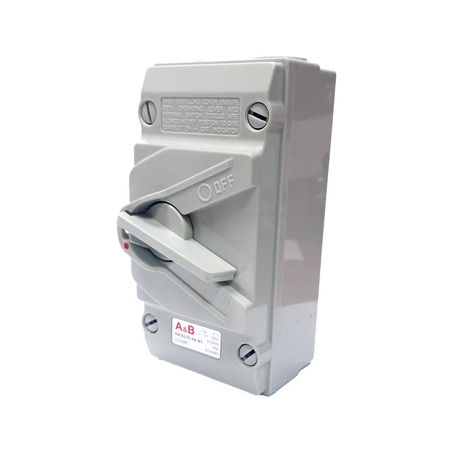 Tradeprice Weatherproof Isolator 3P 35A