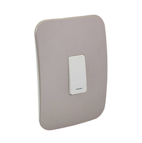 VETi 1 1 Lever 1 Way Light Switch 4 x 2 - White Module
