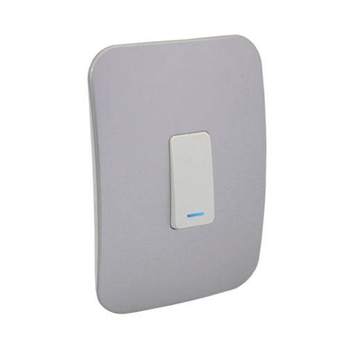 VETi 1 1 Lever 1-Way Light Switch with Locator 4 x 2 - White Module