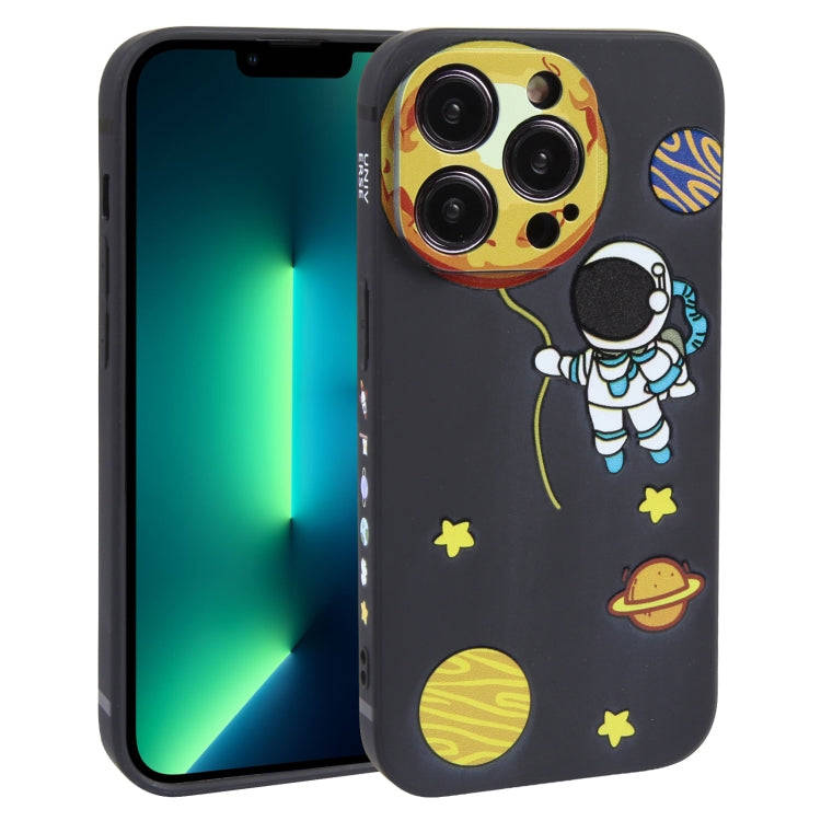 Hug Moon Astronaut Pattern TPU Phone Case, For iPhone 14 Plus, For iPhone 14, For iPhone 14 Pro, ...