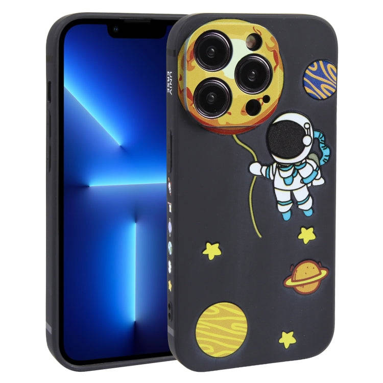 Hug Moon Astronaut Pattern TPU Phone Case, For iPhone 14 Plus, For iPhone 14, For iPhone 14 Pro, ...
