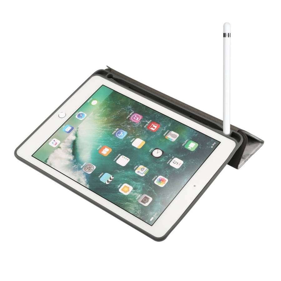 Marble Texture Pattern Horizontal Flip Case for iPad 9.7 (2018) , with Three-folding Holder & Pen...