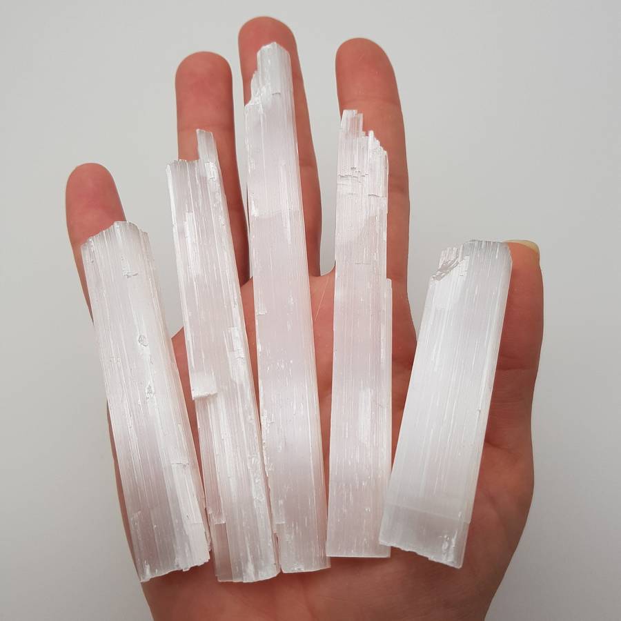 Selenite Satin Spar Wand - S - 15 - 25g