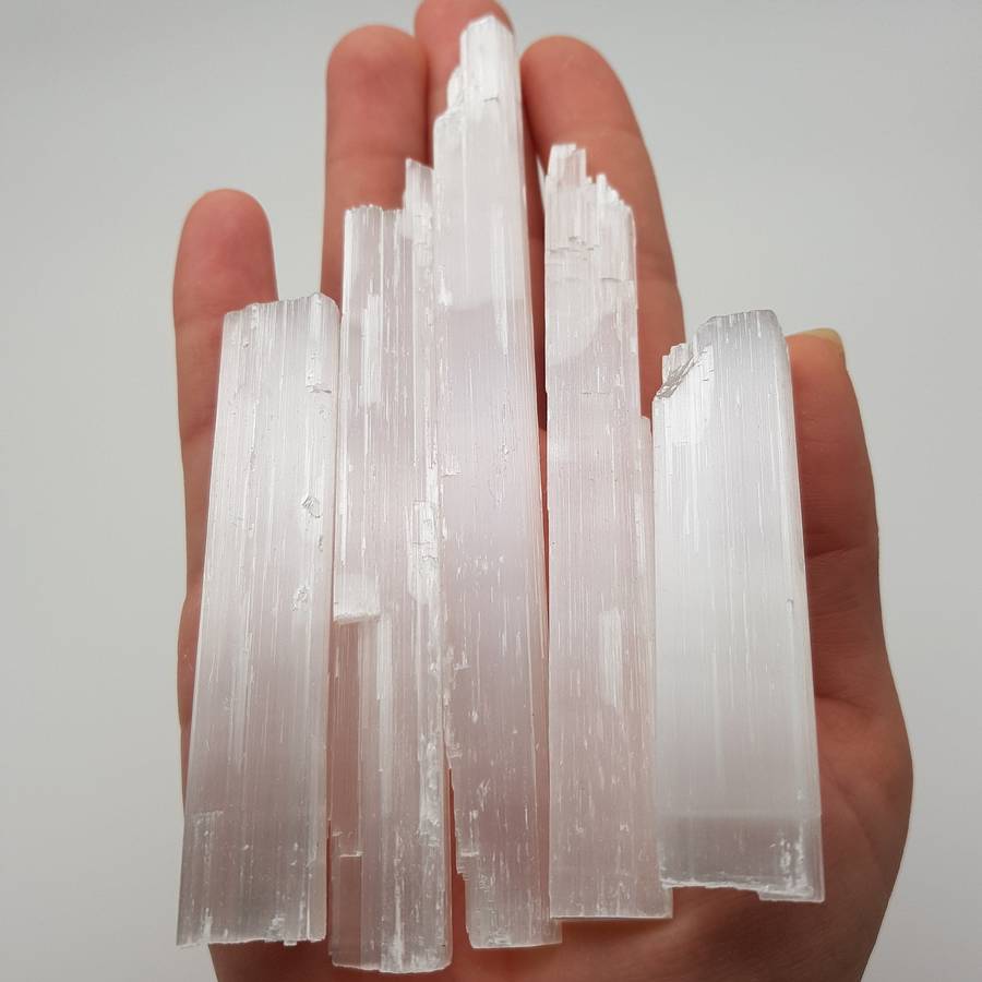Selenite Satin Spar Wand - S - 15 - 25g
