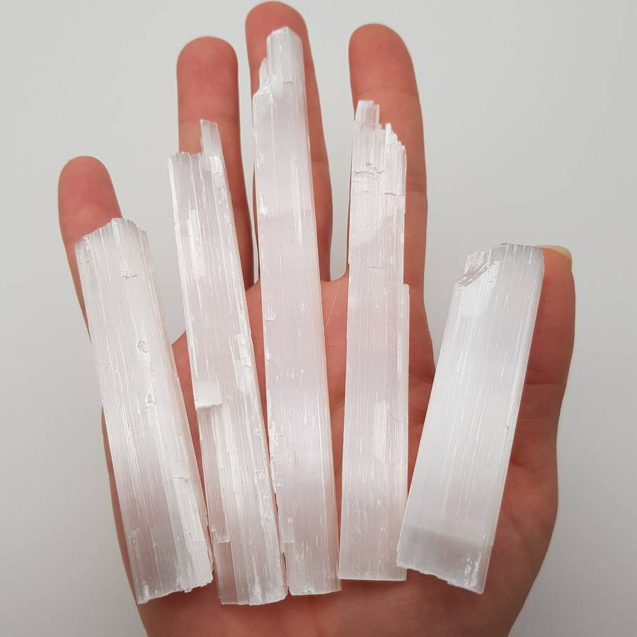 Selenite Satin Spar Wand - S - 15 - 25g