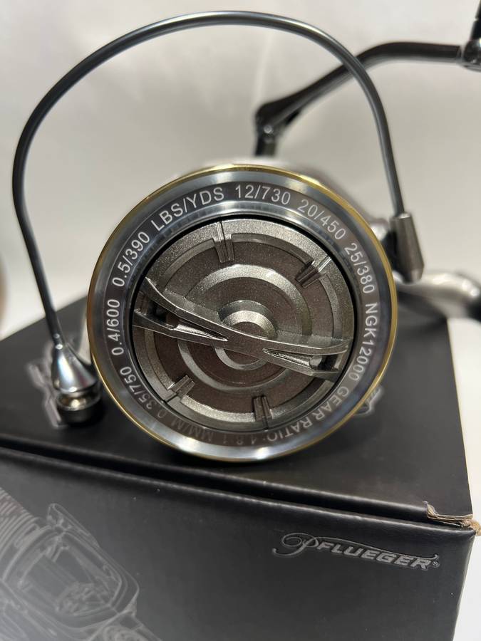 NGK Pro Saltwater Spinning Fishing Reel 12000