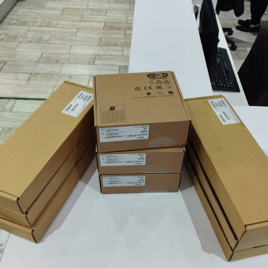 HPE Aruba R2H22A AP-504 802.11ax 1.77 Gbit/s Wireless Access Point