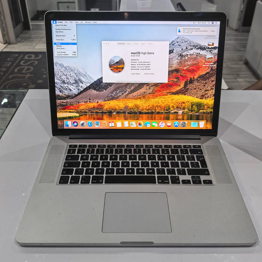 2015 Apple MacBook Pro 15-Inch Retina "Core i7" 2.2Ghz 2015, 16GB Mem, 256GB SSD  |  Model A1398 ...