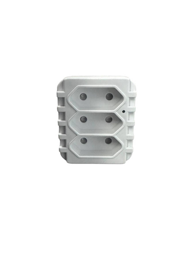 REDISSON R-24 220v Multi-Plug Adapter (10007776)