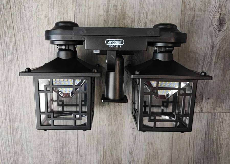 JD-2218 192LED Chip Solar Motion Sensing Remote Controlled Outdoor Light - Bright and Efficient O...