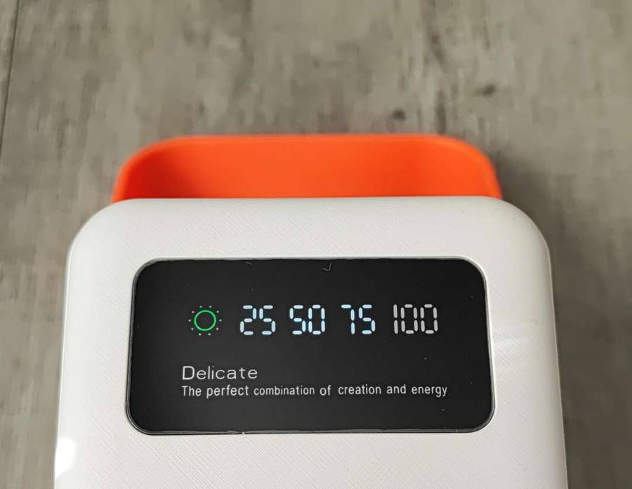 Silipu Huge Capacity 60000mAh 370wh Quad 2.4A USB Solar Power Bank and Mobile Phone Charger - Ult...