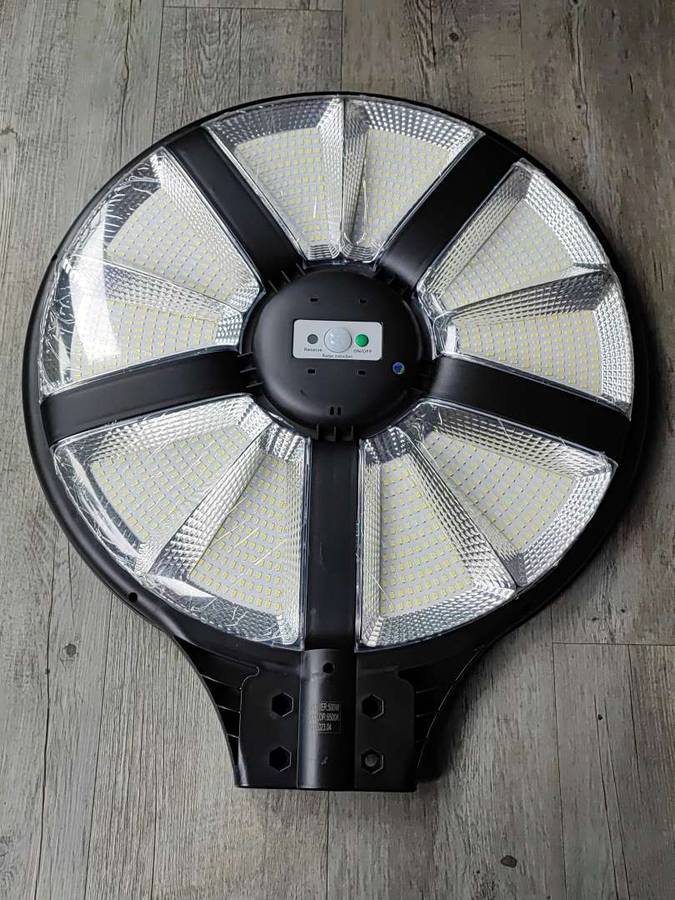 JT-CLEAR 500W Solar-Powered LED Walkway Light  Energy-Efficient Outdoor Lighting Solution