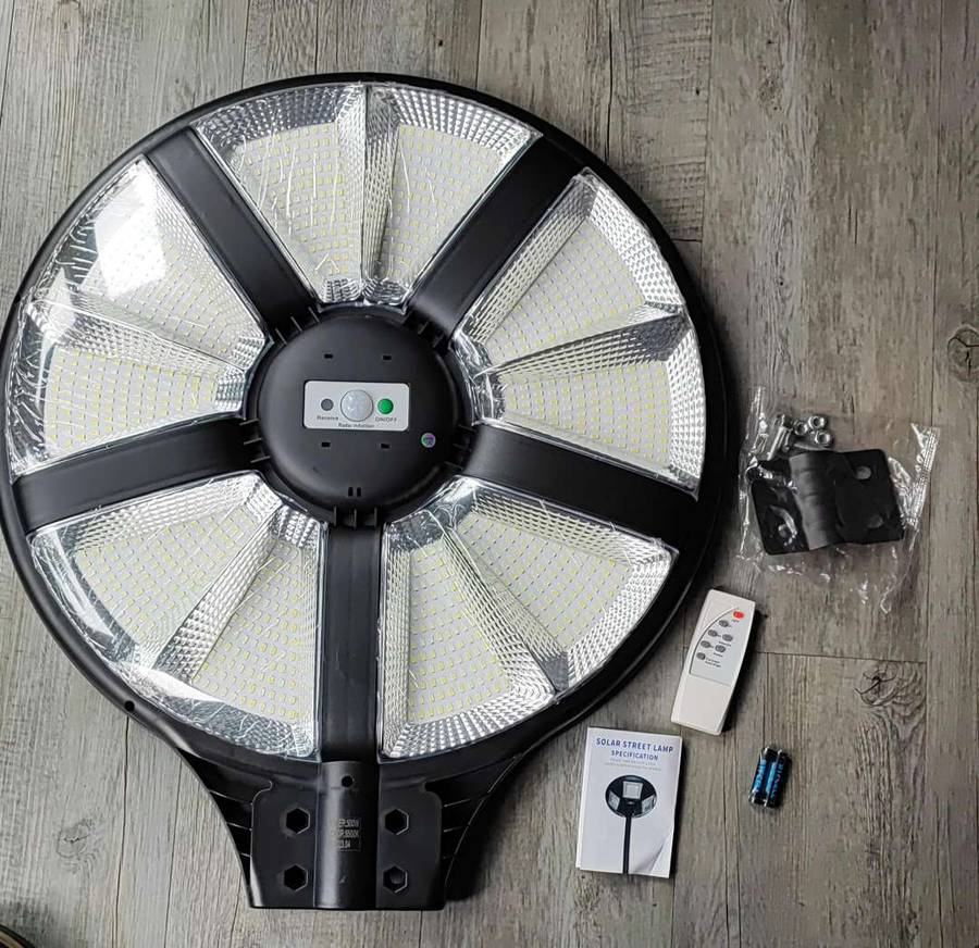 JT-CLEAR 500W Solar-Powered LED Walkway Light  Energy-Efficient Outdoor Lighting Solution