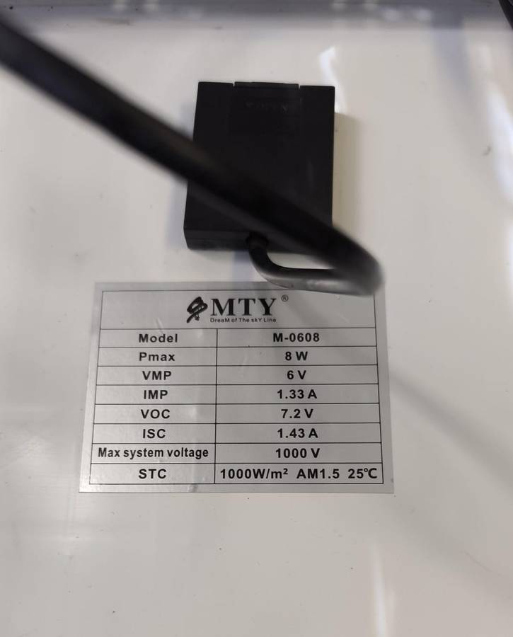 DEMO 8W 6volt 1.3amp Monocrystalline Solar Panel with DC Connector