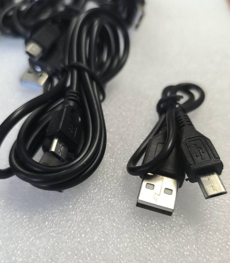 Reduced to Clear 10piece Random Bunch of USB Charge Cables (10007678)