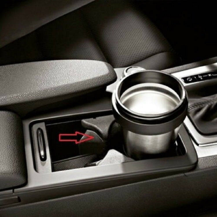 For Mercedes-Benz W204 / W212 2008-2015 Left Driving Car Water Cup Holder 2046802391(Red)