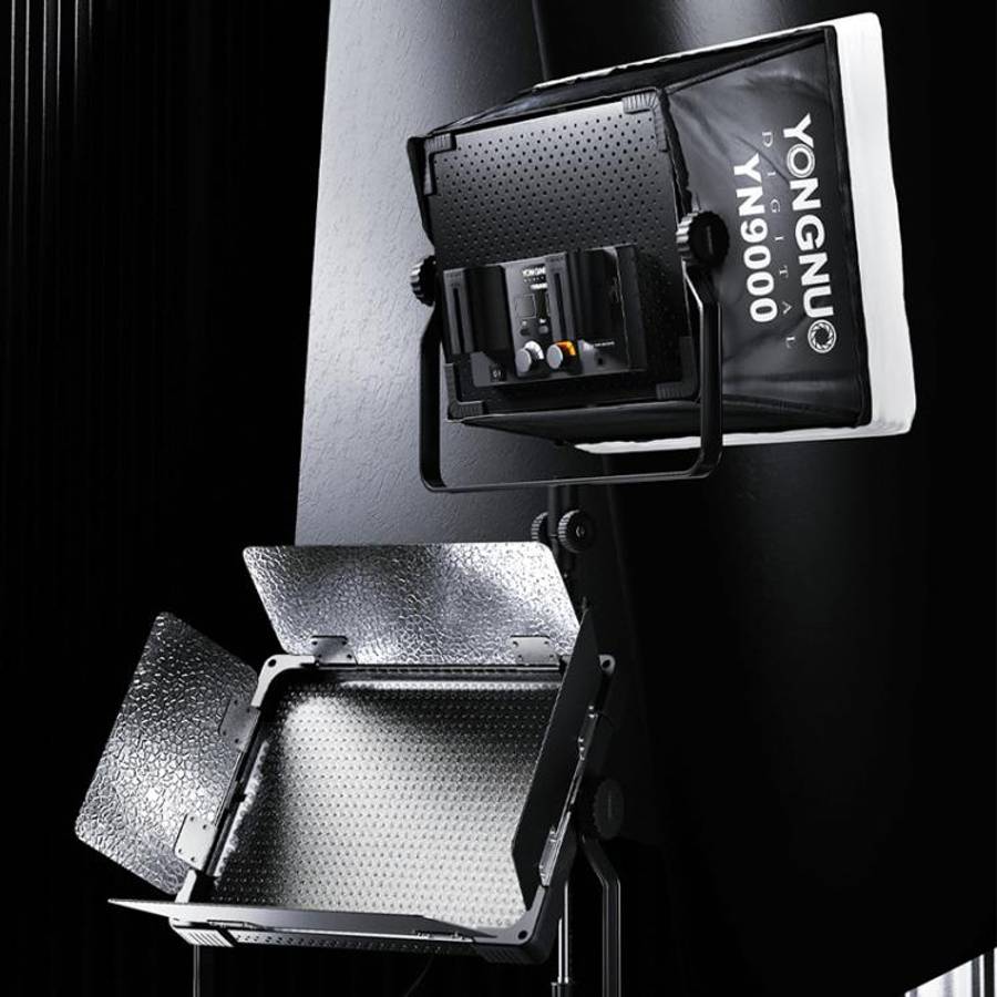 YONGNUO YN9000 900pcs LED Illumination Dimming Studio 5600K Video Light