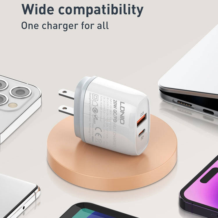 LDNIO Q229 QC3.0 / PD20W USB + Type-C Fast Charger with 1m USB to Micro USB Cable, Plug Type:UK P...
